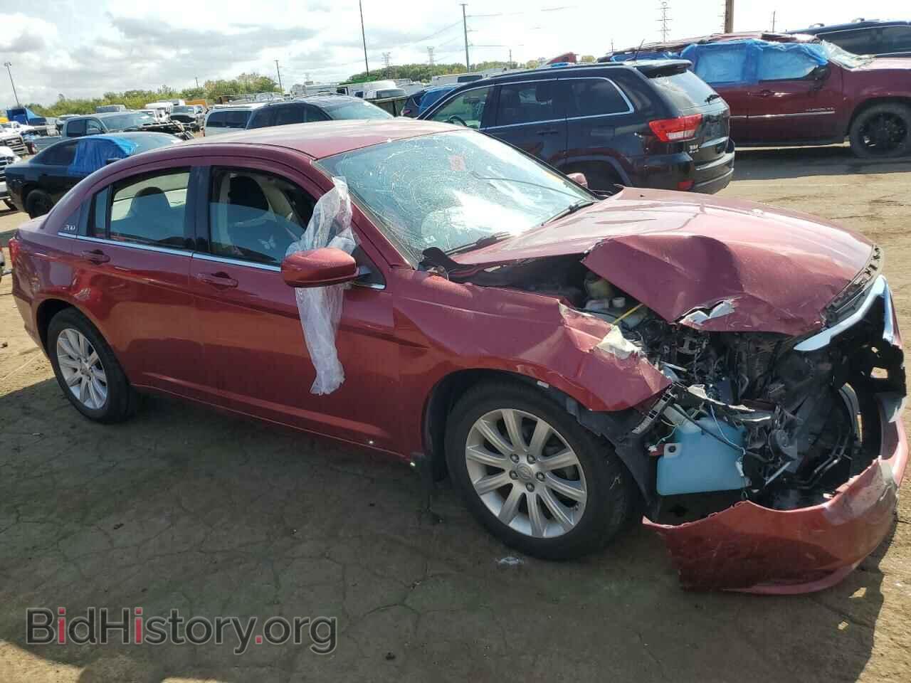 2013 CHRYSLER 200 - VIN: 1C3CCBBB0DN577770 - Фото 4