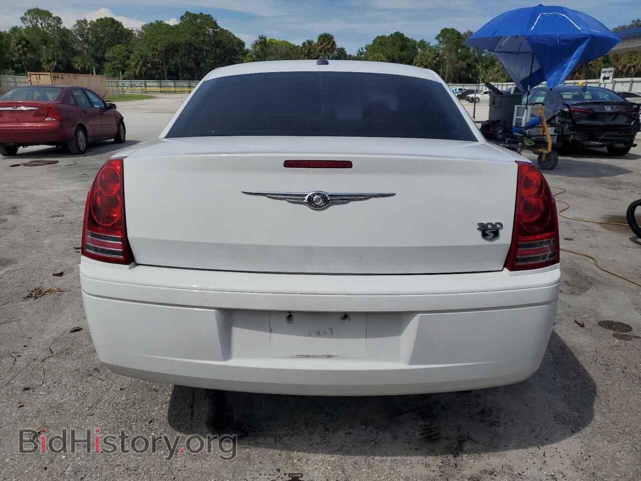 2010 CHRYSLER 300 - VIN: 2C3CA2CV3AH255983 - Фото 6