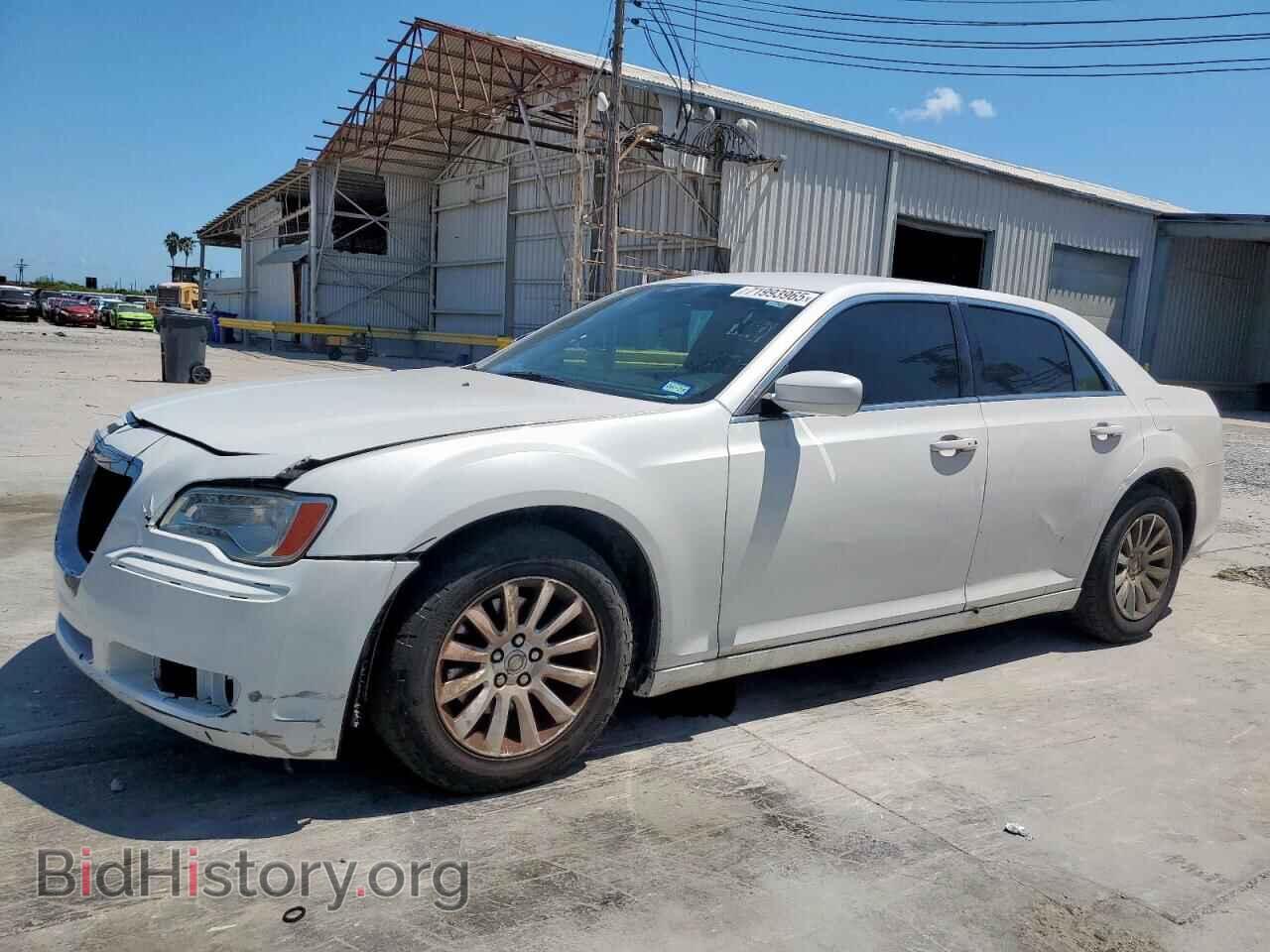 Фотография 2C3CCAAG9EH157555 - CHRYSLER 300 2014