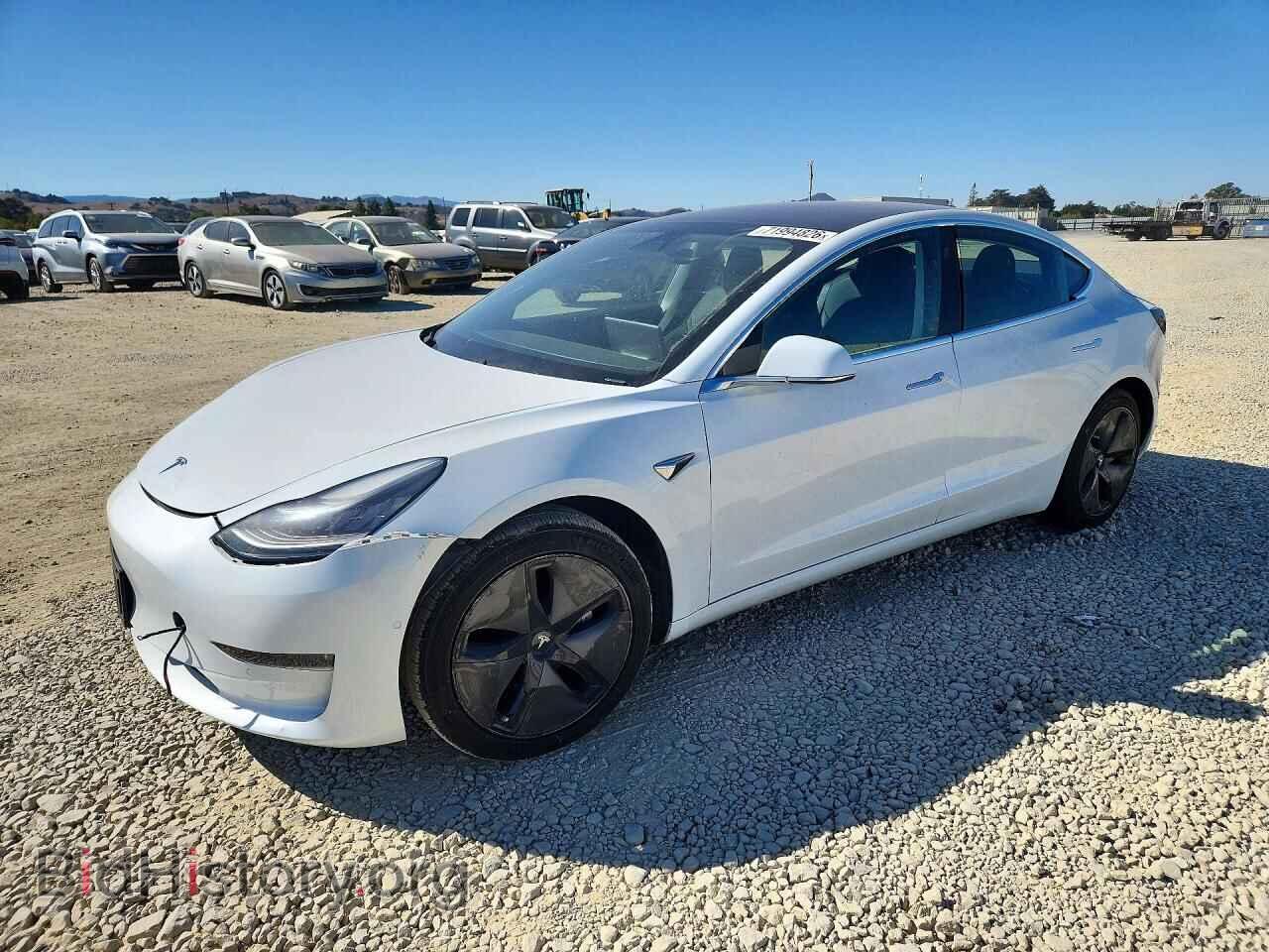 Фотография 5YJ3E1EA1JF045036 - TESLA MODEL 3 2018