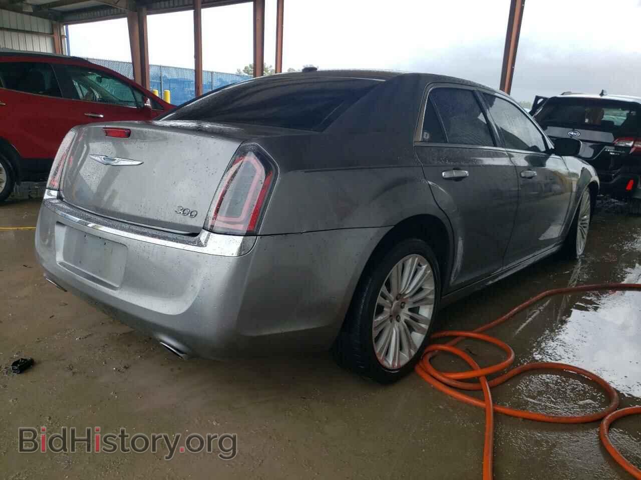 2011 CHRYSLER 300 - VIN: 2C3CA5CG7BH582696 - Фото 3