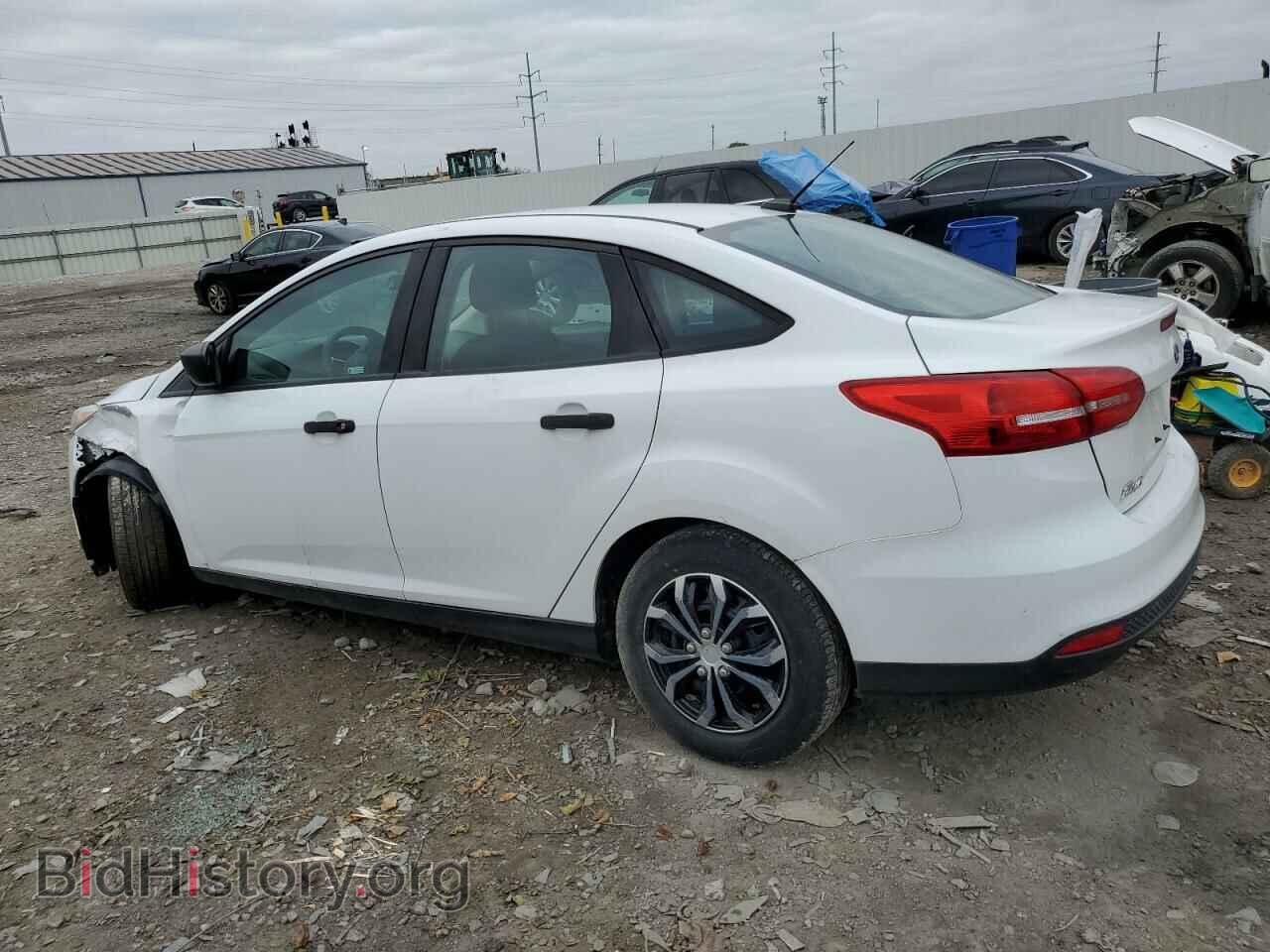 2017 FORD FOCUS - VIN: 1FADP3E21HL266572 - Photo 2