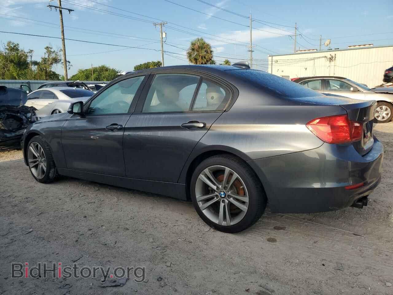 2013 BMW 3 SERIES - VIN: WBA3B5C55DF595813 - Фото 2