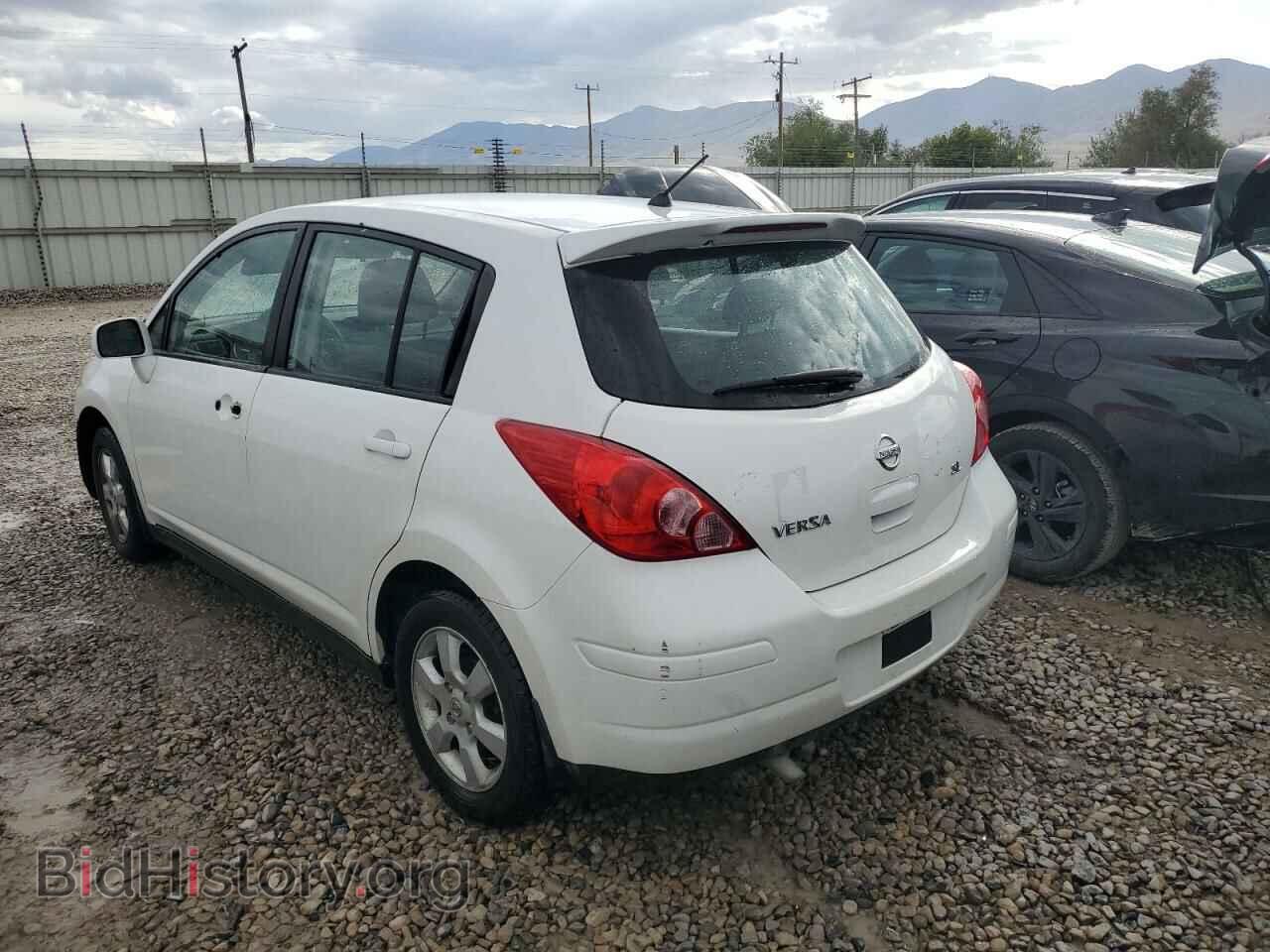 2009 NISSAN VERSA - VIN: 3N1BC13E89L383363 - Фото 2