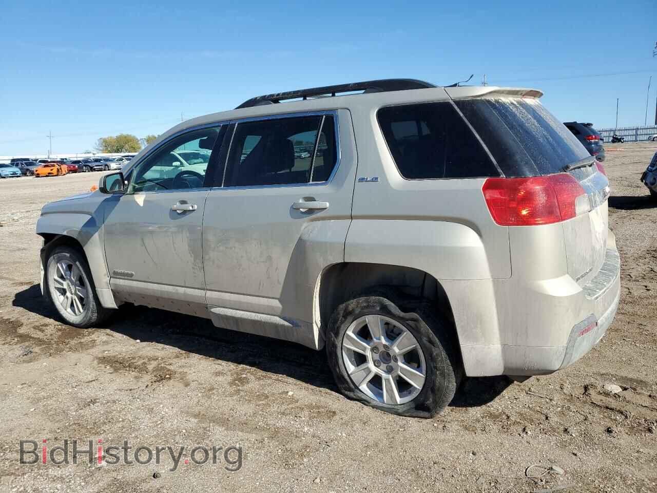 2011 GMC TERRAIN - VIN: 2CTALSEC2B6472306 - Photo 2