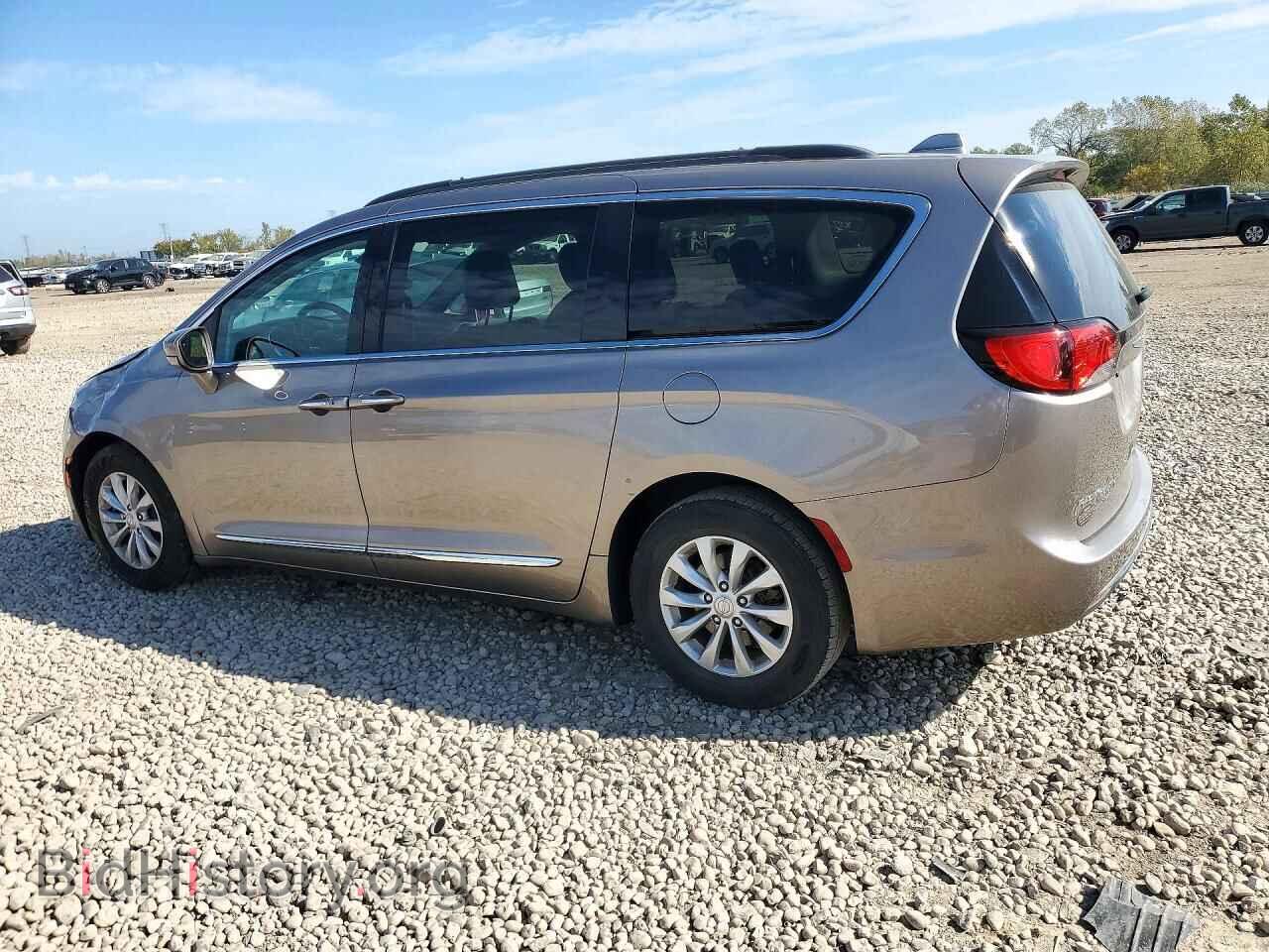 2017 CHRYSLER PACIFICA - VIN: 2C4RC1BGXHR540746 - Фото 2