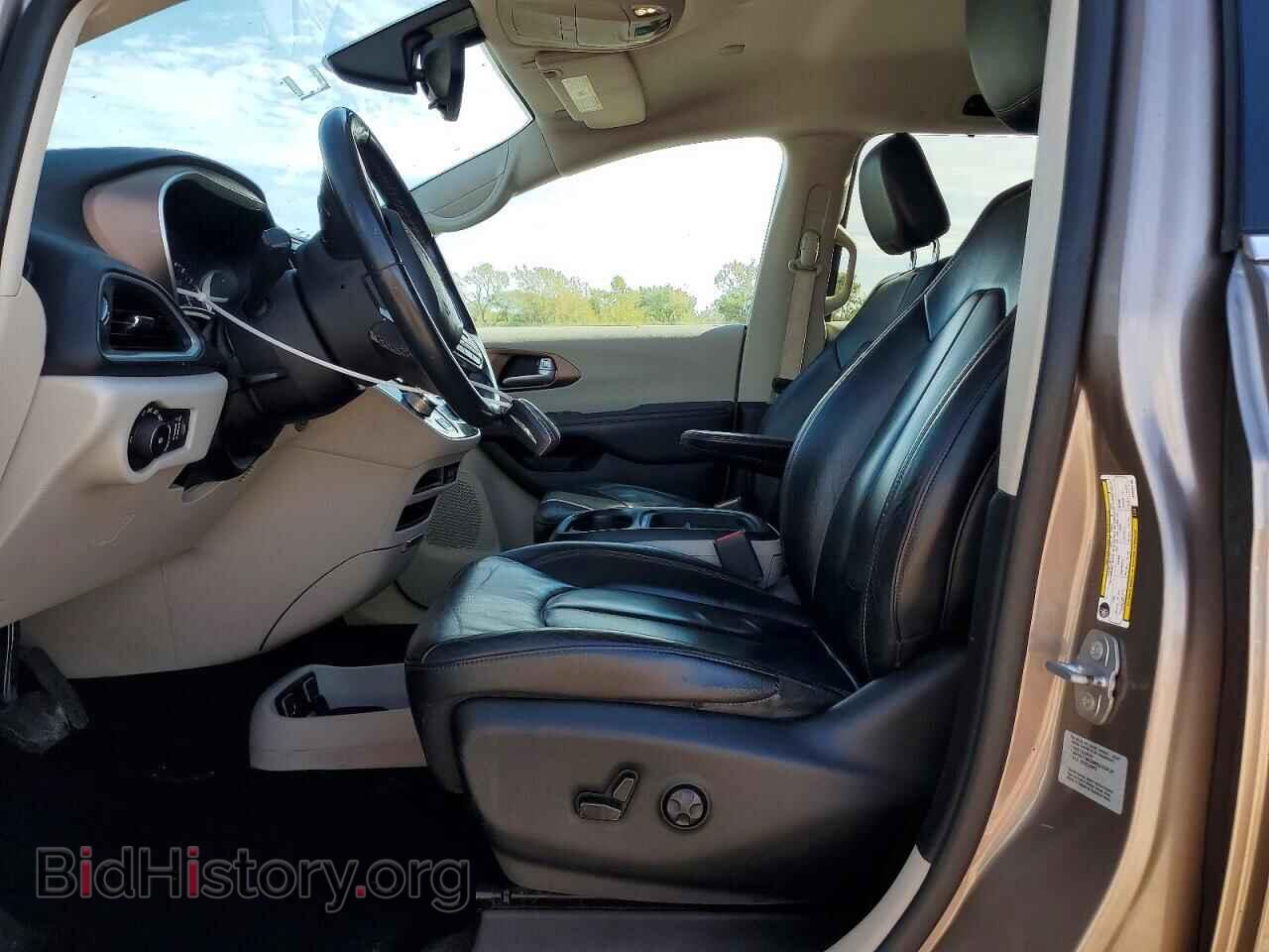 2017 CHRYSLER PACIFICA - VIN: 2C4RC1BGXHR540746 - Фото 7
