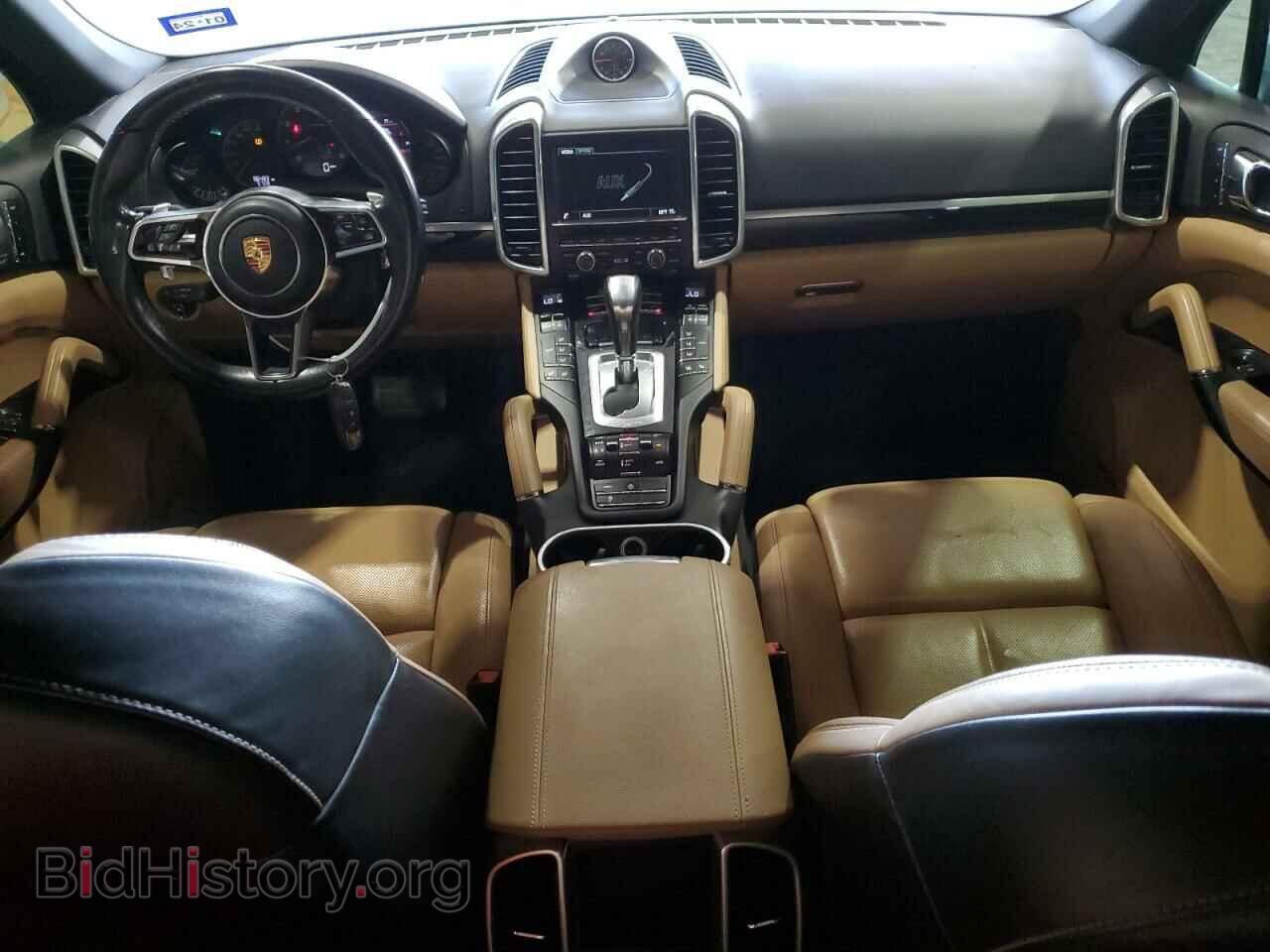 2016 PORSCHE CAYENNE - VIN: WP1AA2A25GLA04971 - Photo 8
