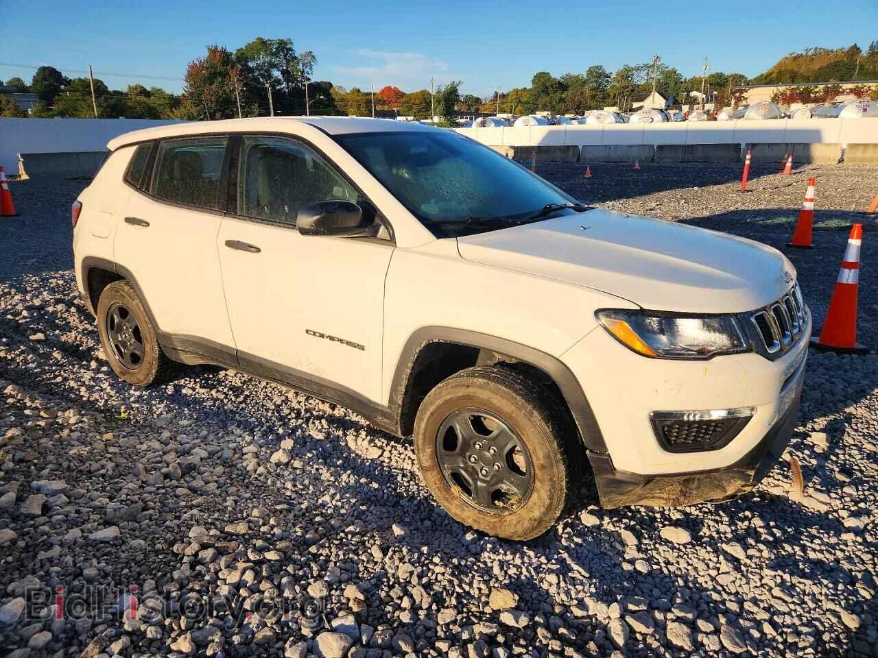 2019 JEEP COMPASS - VIN: 3C4NJDAB3KT744997 - Фото 4