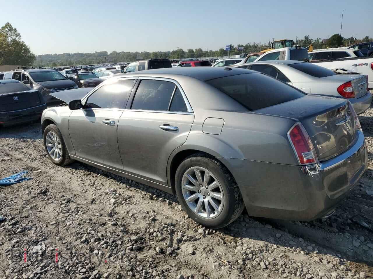 2011 CHRYSLER 300 - VIN: 2C3CA5CG0BH580689 - Фото 2