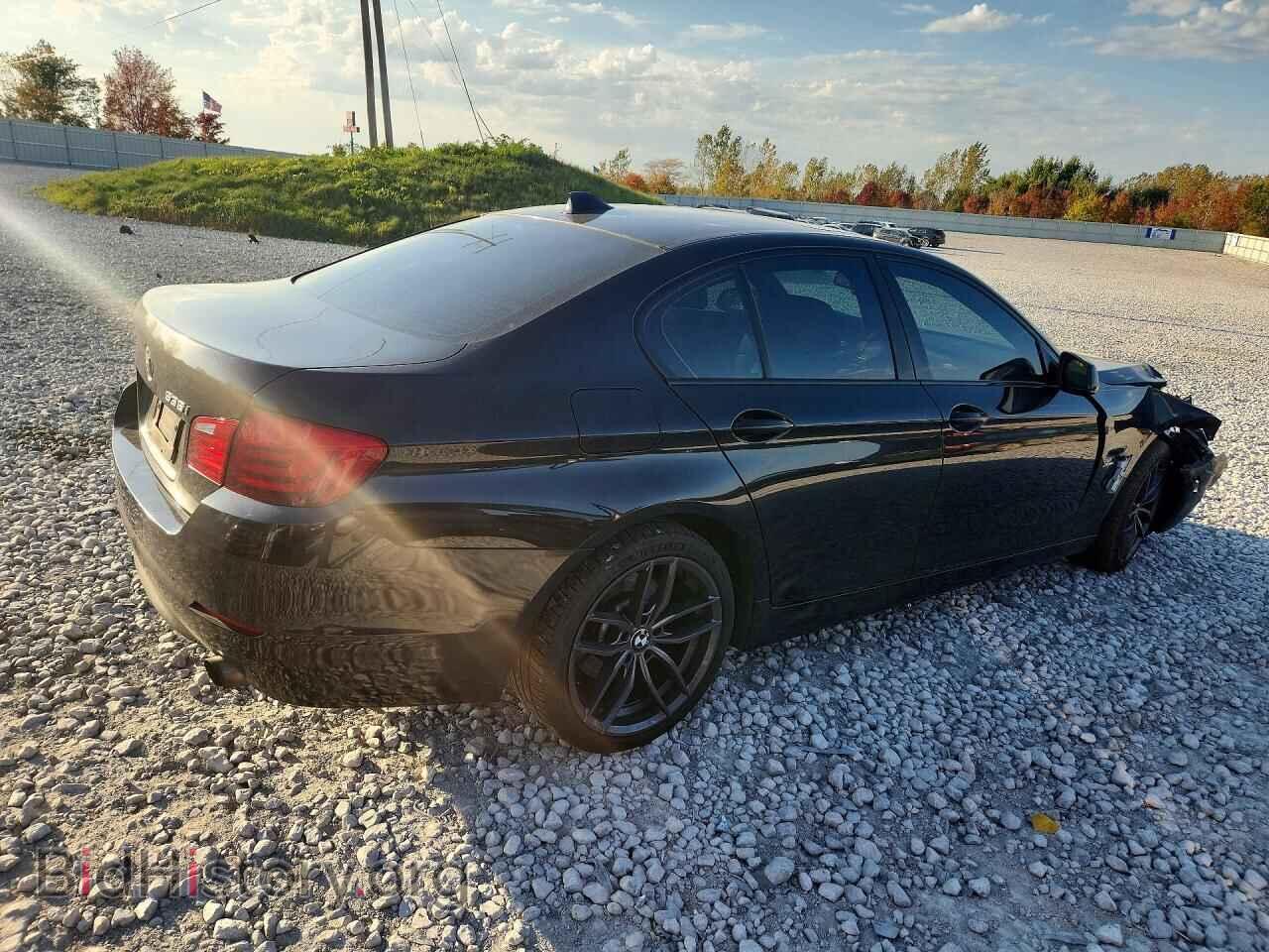 2012 BMW 5 SERIES - VIN: WBAFU7C54CDU57774 - Photo 3
