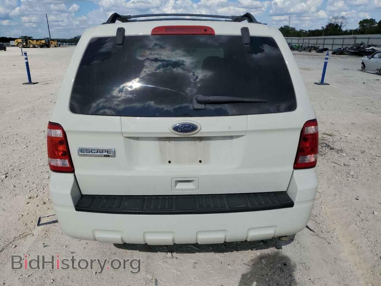 2010 FORD ESCAPE - VIN: 1FMCU0D74AKC84498 - Фото 6