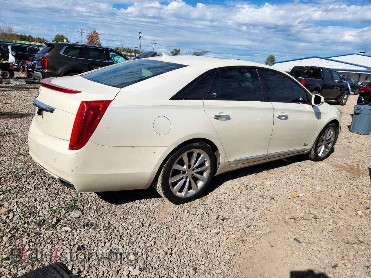 2013 CADILLAC XTS - VIN: 2G61T5S35D9110475 - Фото 3