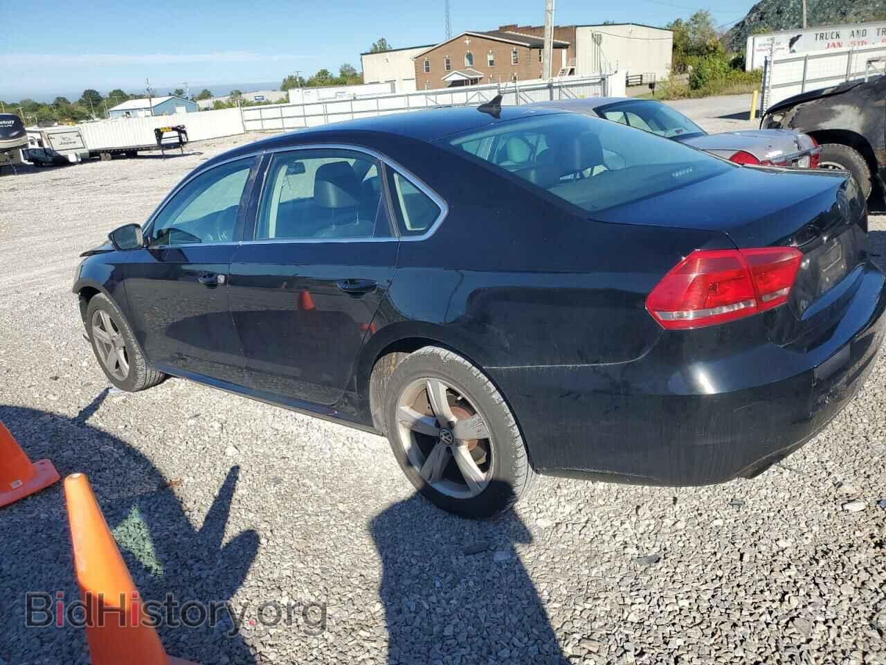 2015 VOLKSWAGEN PASSAT - VIN: 1VWBT7A32FC024256 - Фото 2