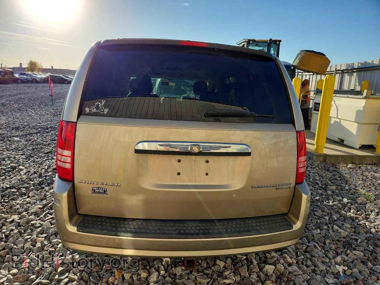 2009 CHRYSLER MINIVAN - VIN: 2A8HR541X9R528181 - Photo 6