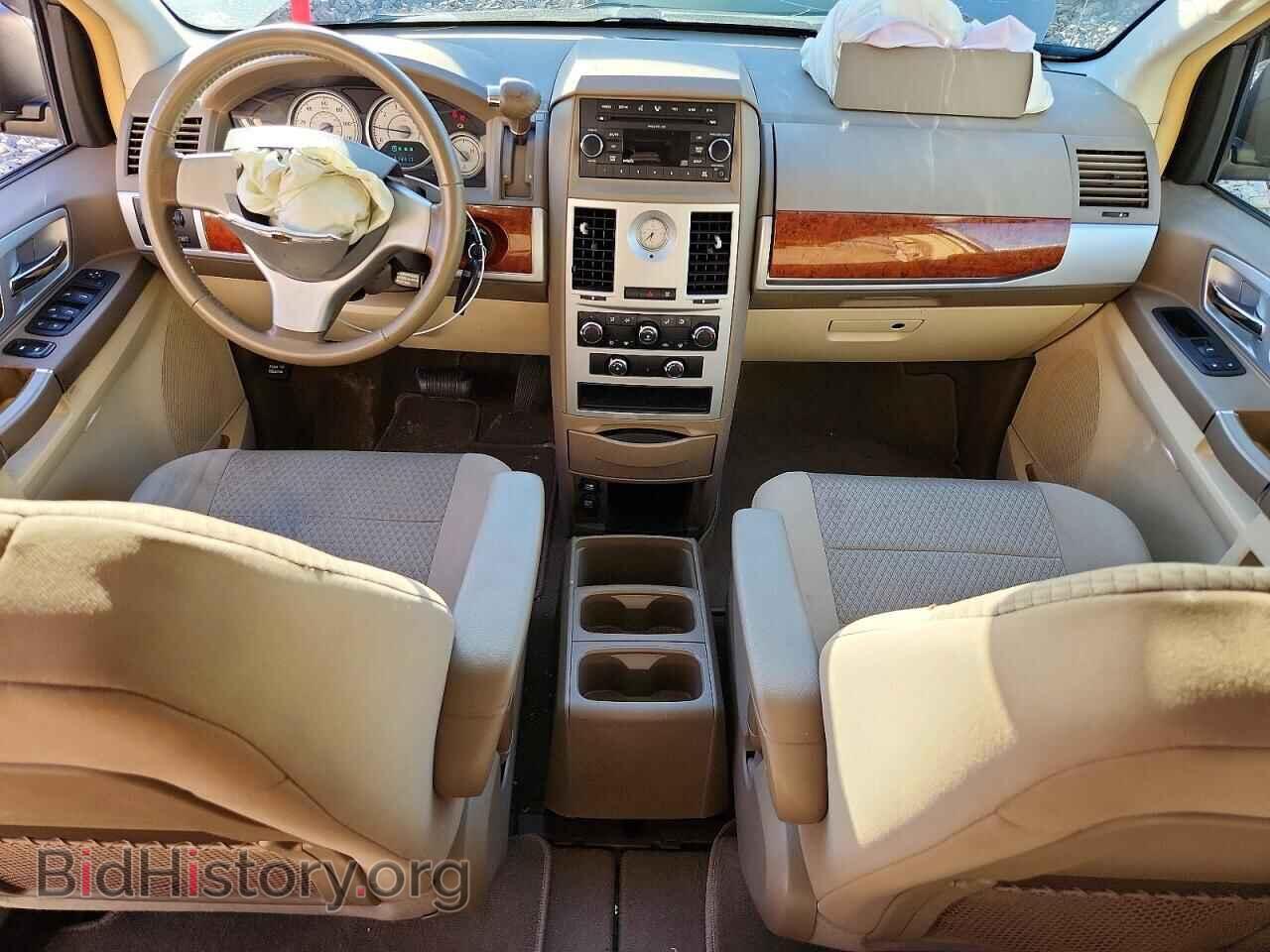 2009 CHRYSLER MINIVAN - VIN: 2A8HR541X9R528181 - Photo 8