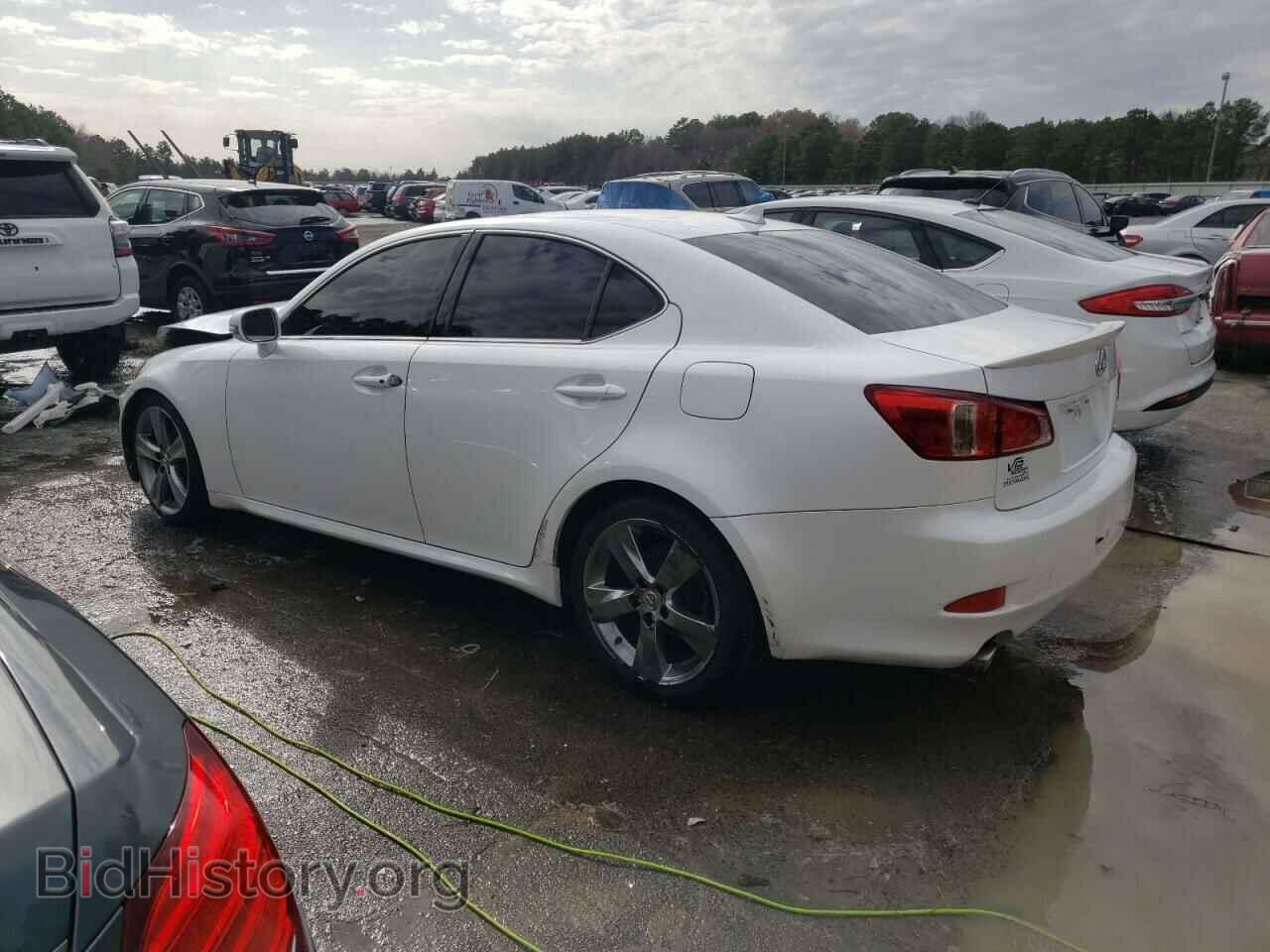 2011 LEXUS IS - VIN: JTHBF5C21B5156800 - Фото 2