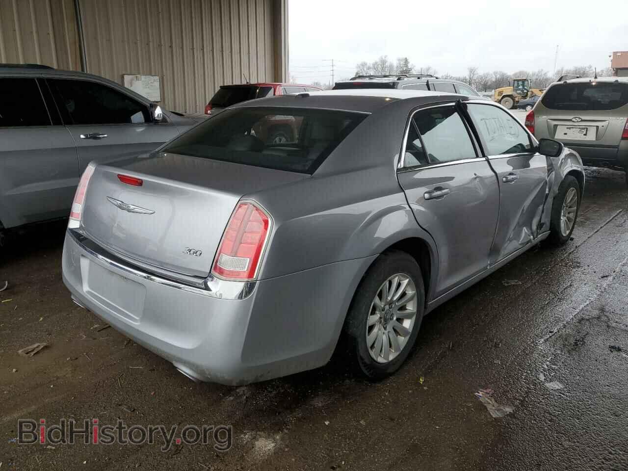 2014 CHRYSLER 300 - VIN: 2C3CCAAG3EH354656 - Фото 3