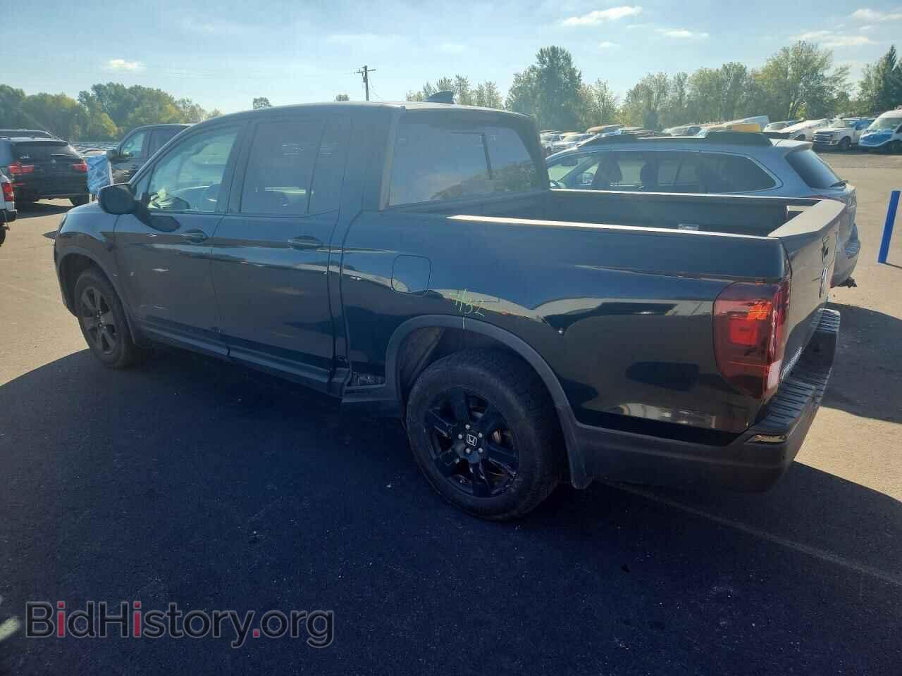 2017 HONDA RIDGELINE - VIN: 5FPYK3F87HB003834 - Photo 2