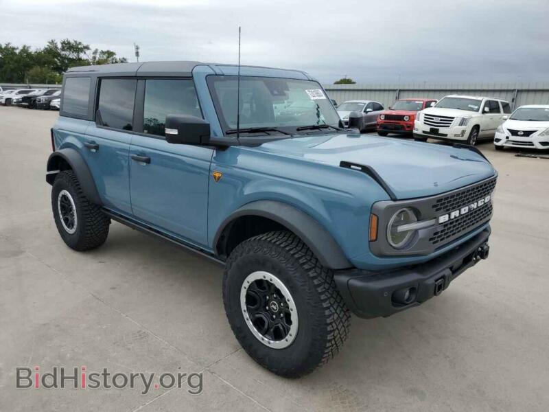 2023 Ford BRONCO (VIN 1FMEE5DP8PLB32004) — photo 4 of 12