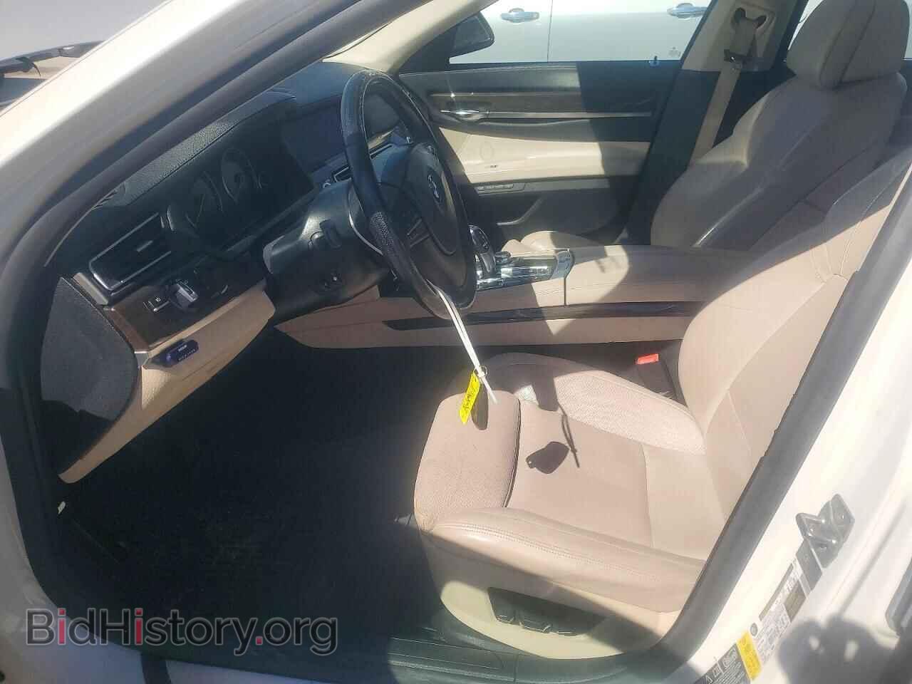 2011 BMW 7 SERIES - VIN: WBAKC8C52BC434506 - Photo 6
