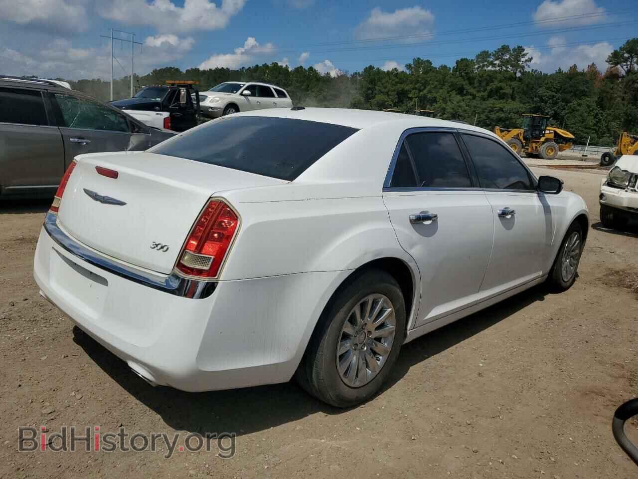 2013 CHRYSLER 300 - VIN: 2C3CCAAG2DH508059 - Фото 3