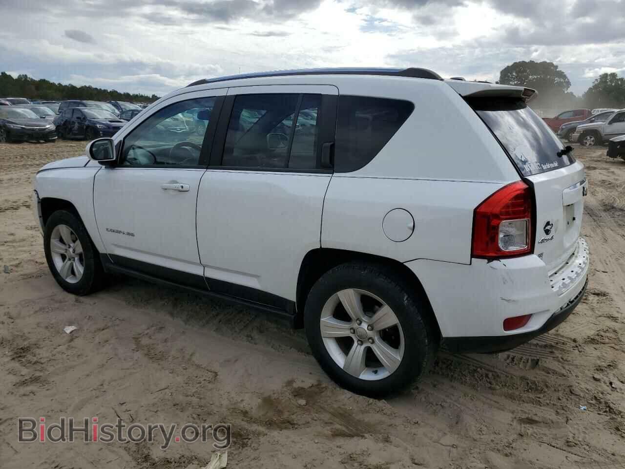 2014 JEEP COMPASS - VIN: 1C4NJDEB1ED852622 - Photo 2