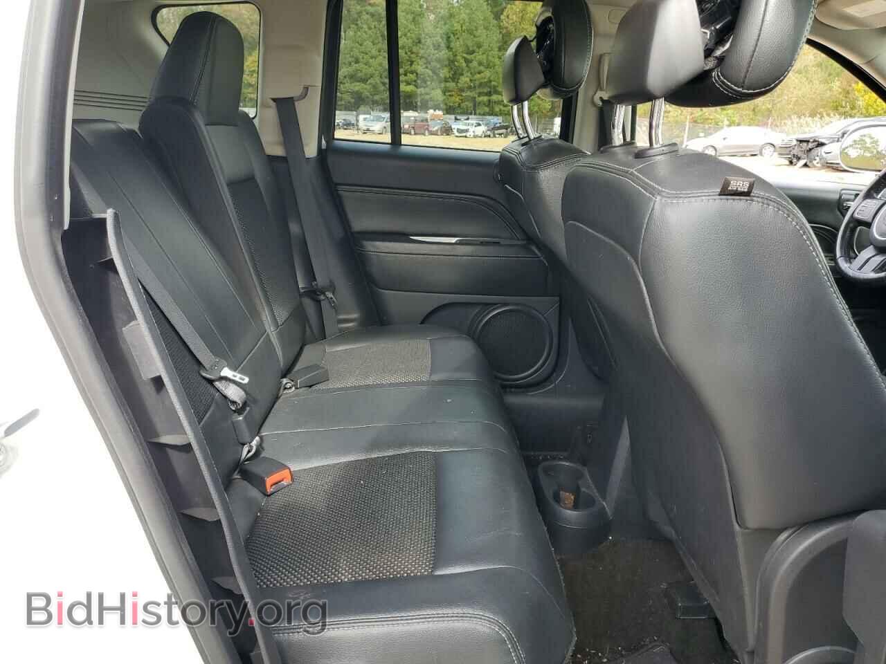 2014 JEEP COMPASS - VIN: 1C4NJDEB1ED852622 - Photo 11