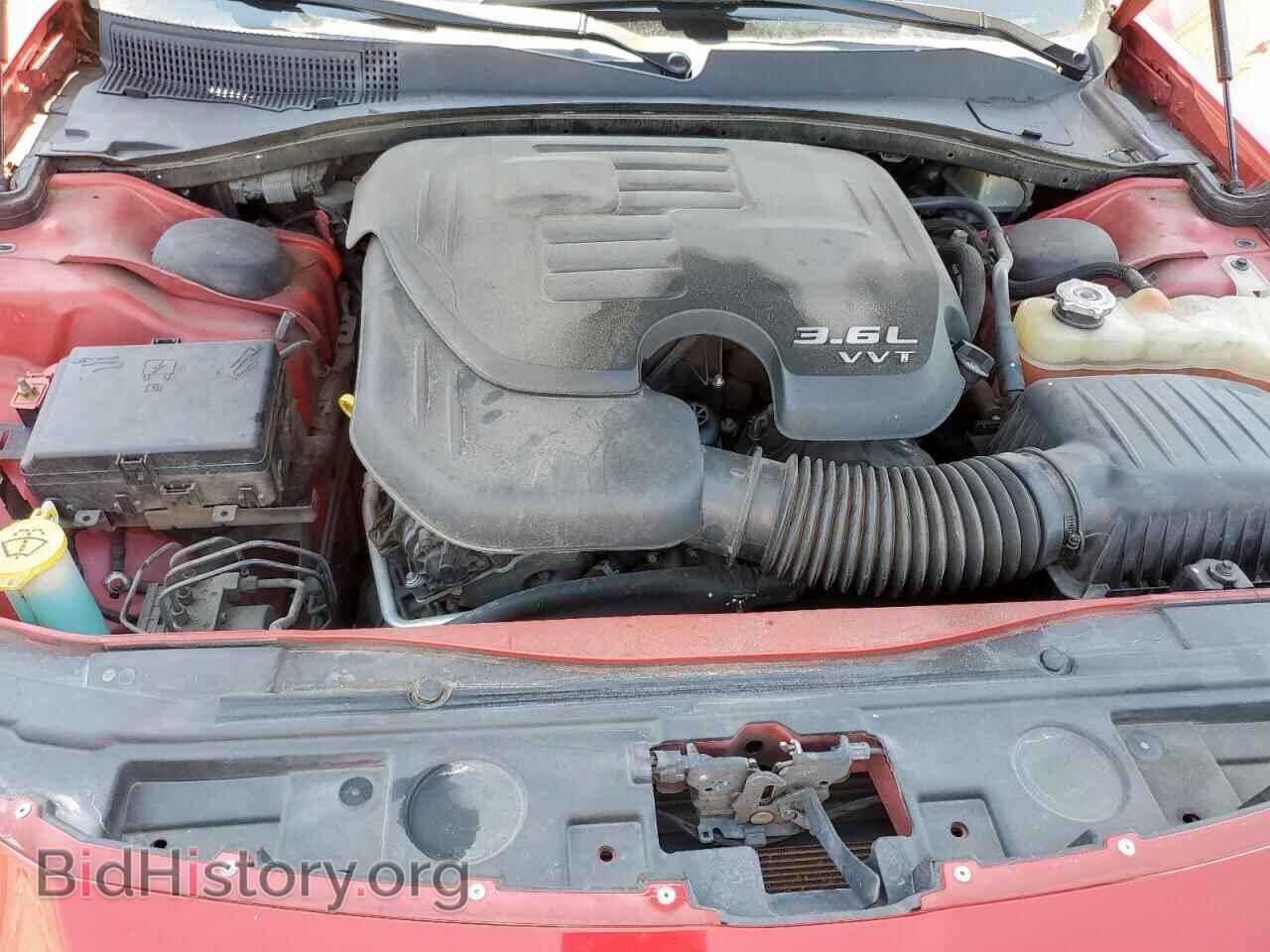 2016 CHRYSLER 300 - VIN: 2C3CCABG6GH199425 - Фото 11