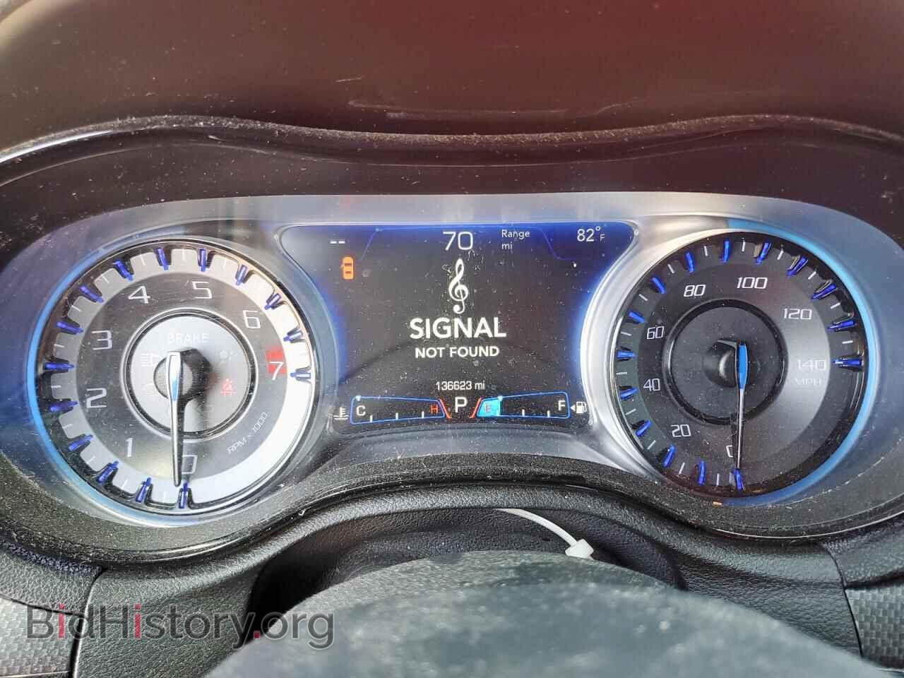 2016 CHRYSLER 300 - VIN: 2C3CCABG6GH199425 - Фото 9