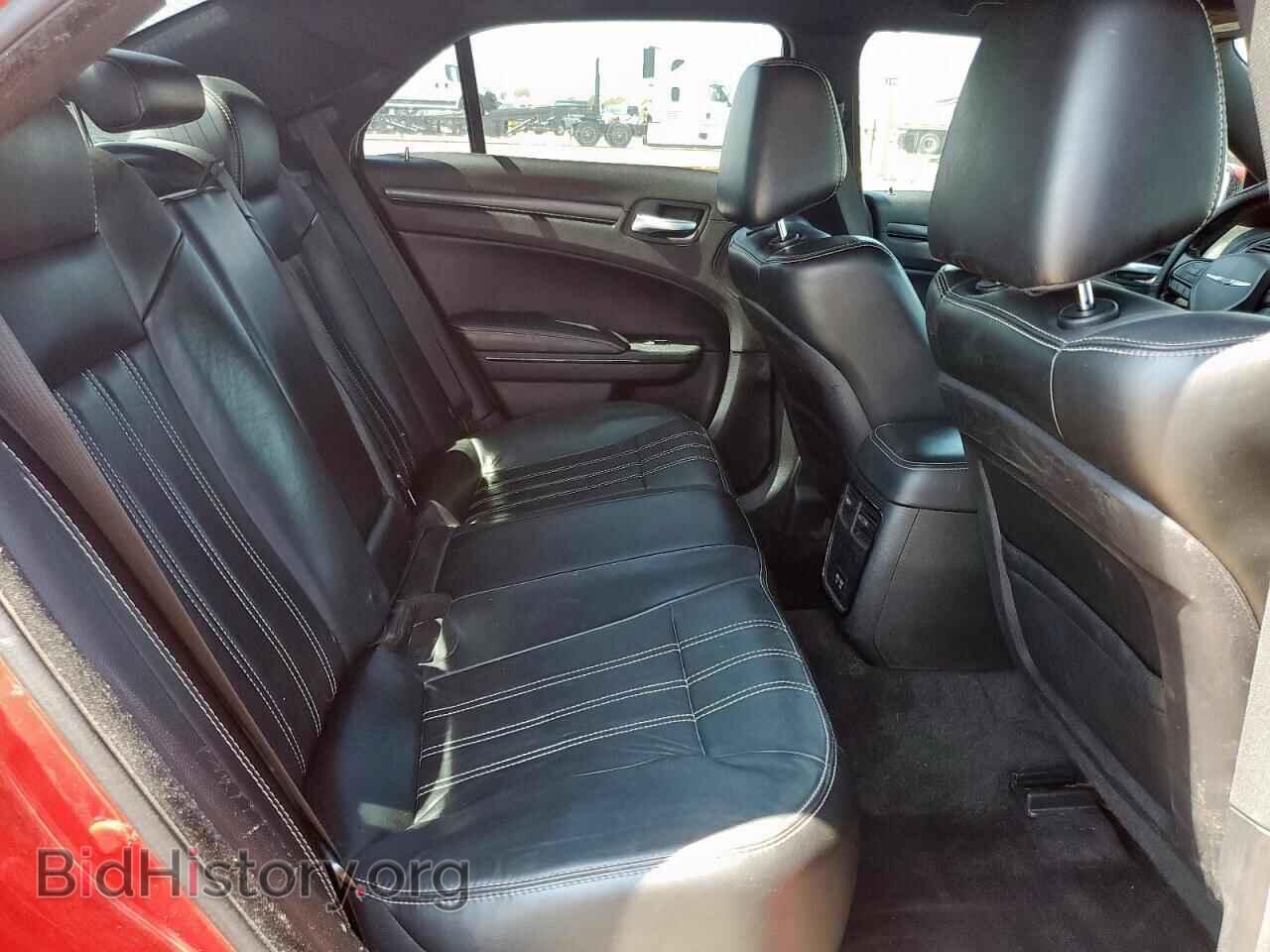 2016 CHRYSLER 300 - VIN: 2C3CCABG6GH199425 - Фото 10