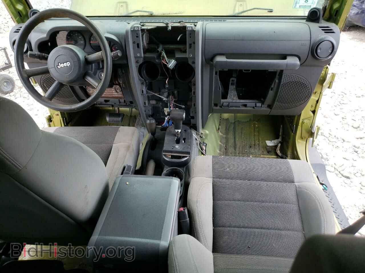 2007 JEEP All Models - VIN: 1J4GA39127L140787 - Фото 8