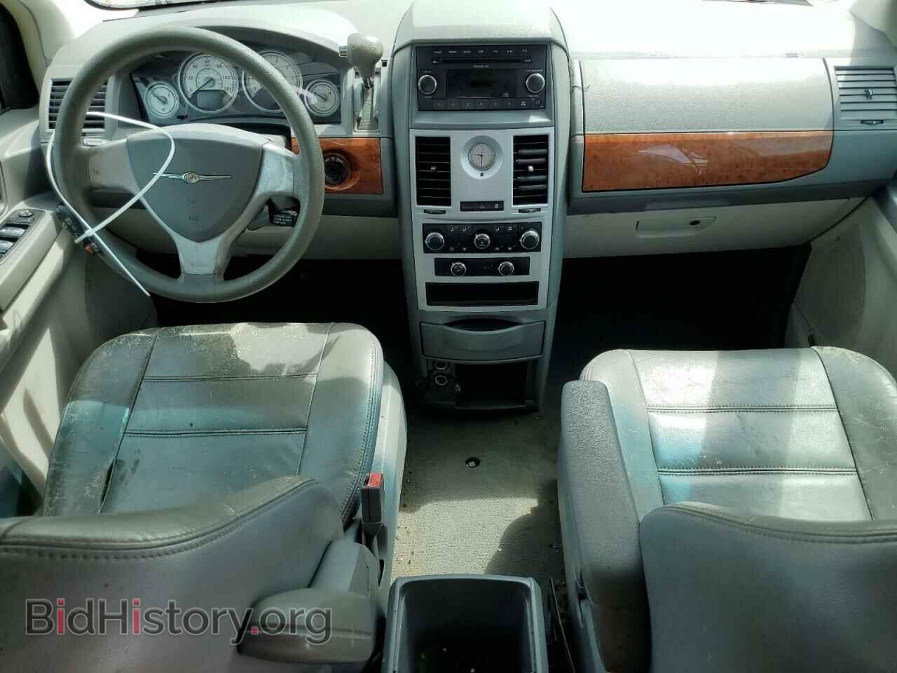2009 CHRYSLER MINIVAN - VIN: 2A8HR44E59R611031 - Фото 8