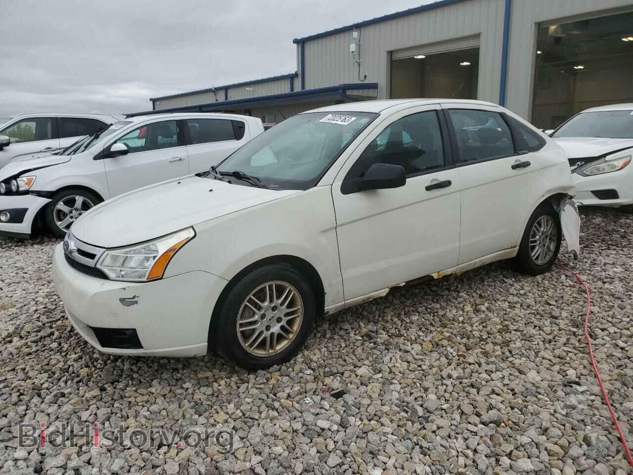 Photo 1FAHP3FN7BW111587 - FORD FOCUS 2011
