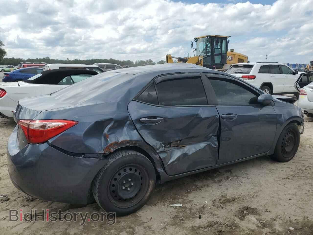 2018 TOYOTA COROLLA - VIN: 5YFBURHE5JP835858 - Фото 3