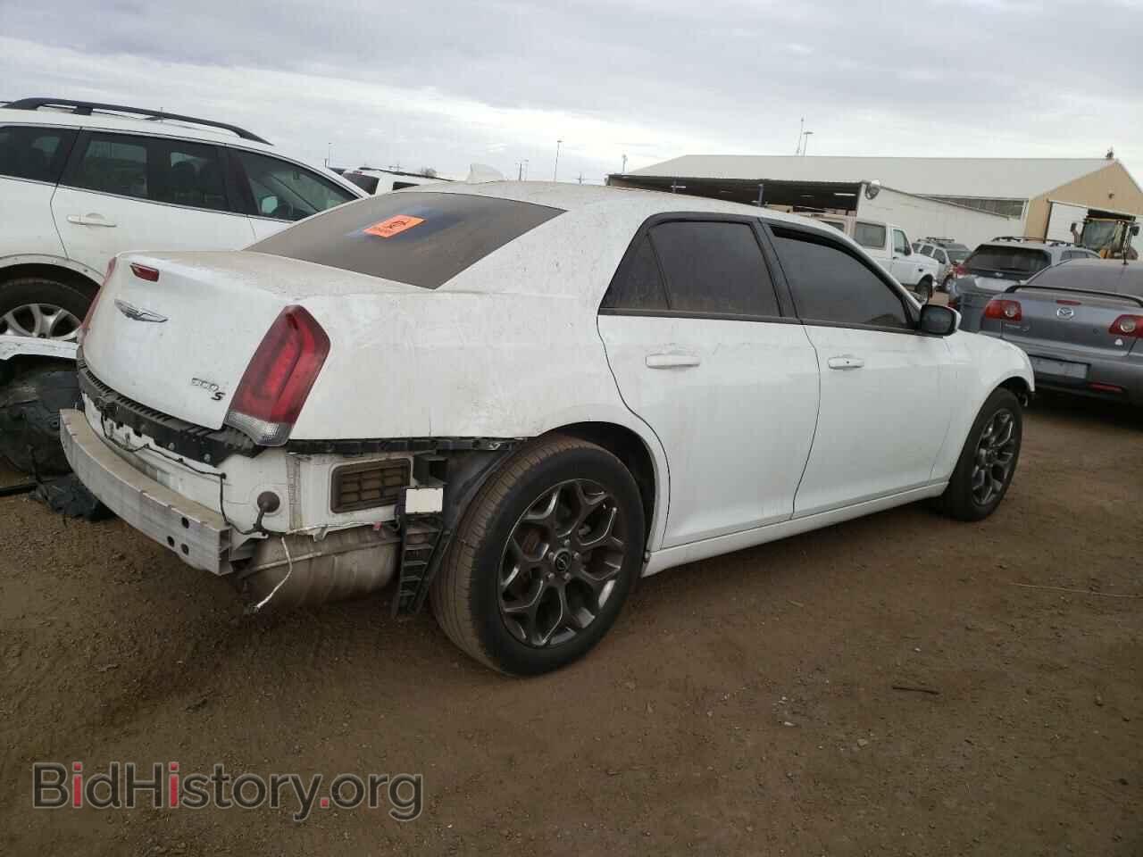 2017 CHRYSLER 300 - VIN: 2C3CCAGG5HH585988 - Фото 3