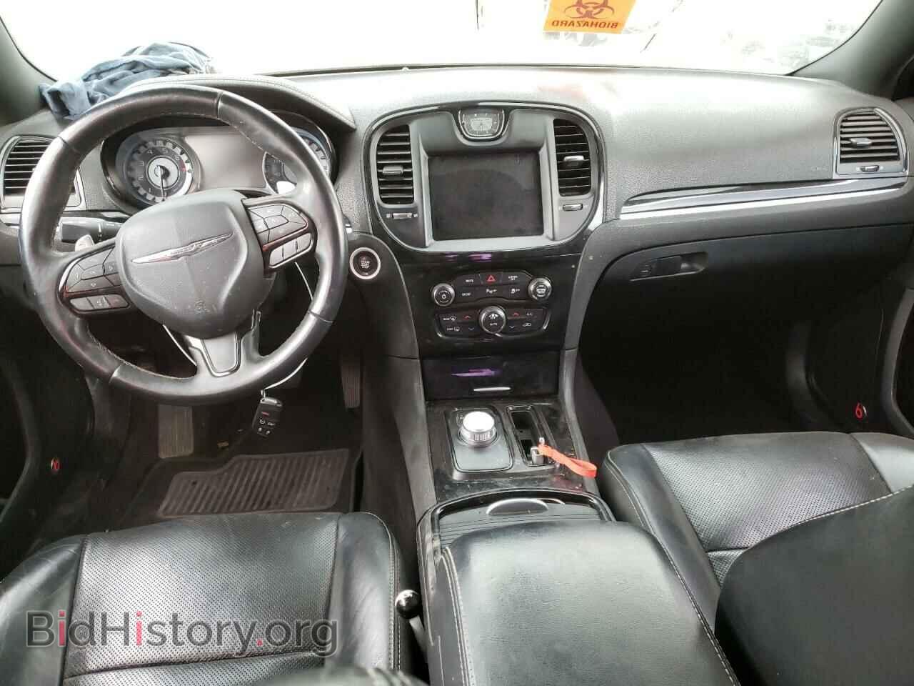 2017 CHRYSLER 300 - VIN: 2C3CCAGG5HH585988 - Фото 8
