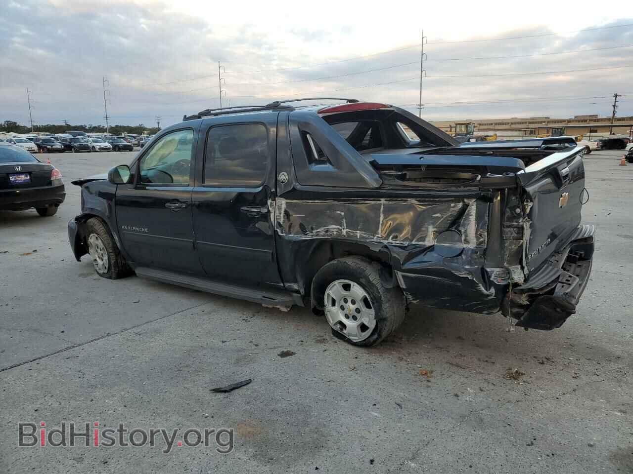 2013 CHEVROLET AVALANCHE - VIN: 3GNMCEE03DG116560 - Фото 2