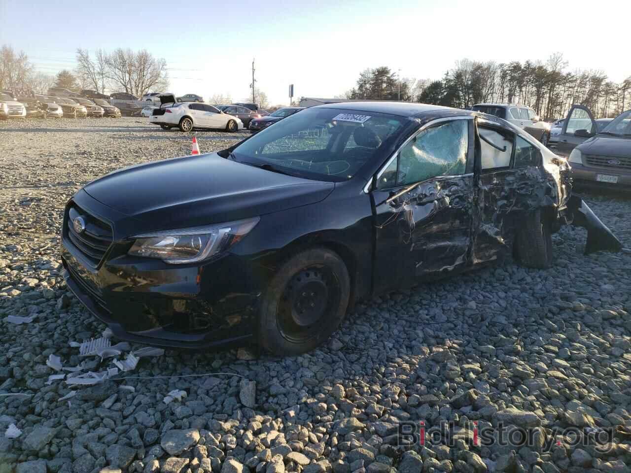 Photo 4S3BNAA69J3022582 - SUBARU LEGACY 2018