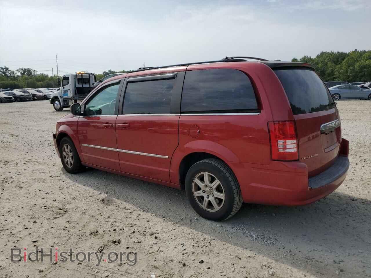 2010 CHRYSLER MINIVAN - VIN: 2A4RR5D1XAR133671 - Фото 2