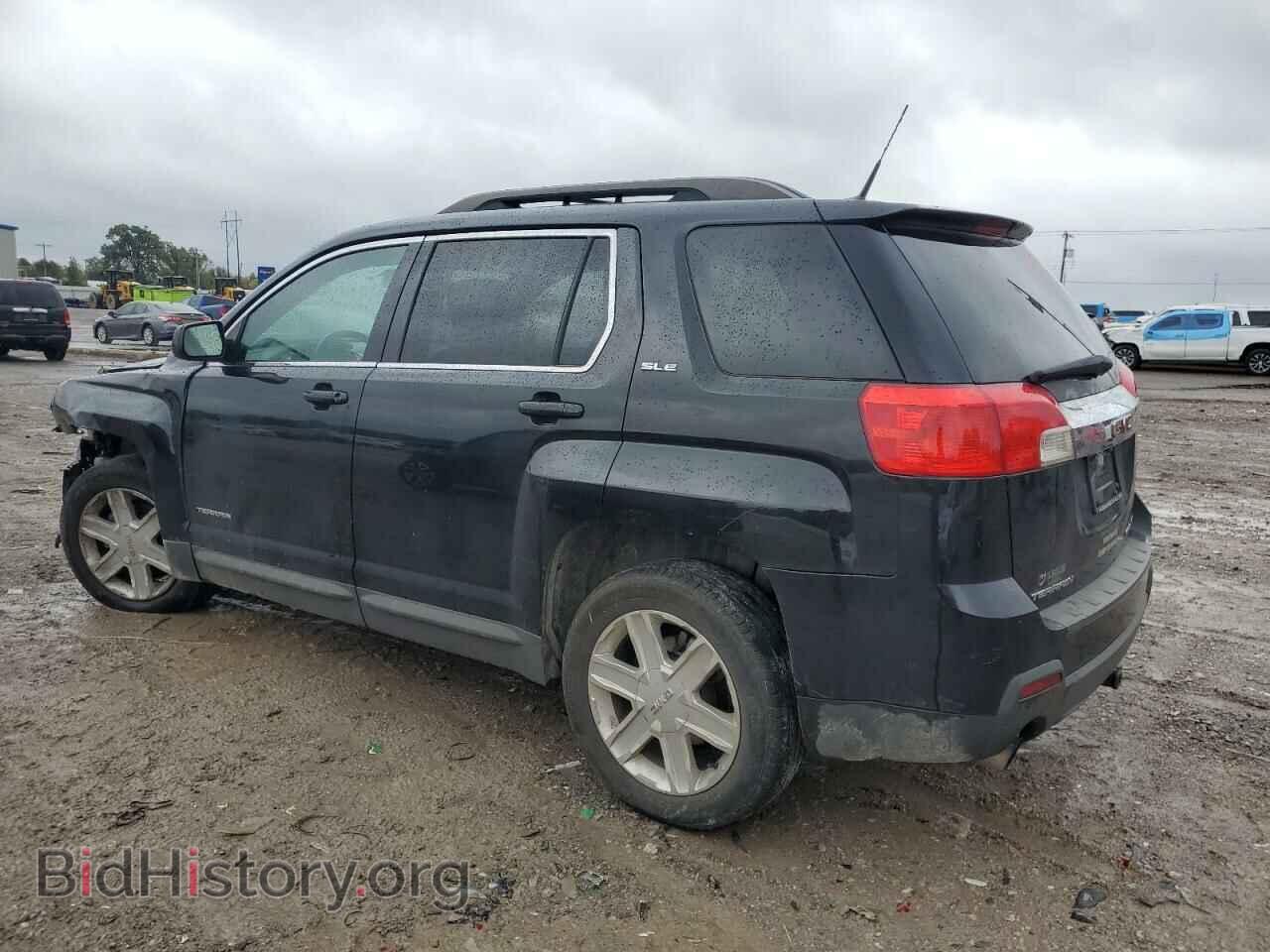 2011 GMC TERRAIN - VIN: 2CTFLTE55B6470966 - Photo 2