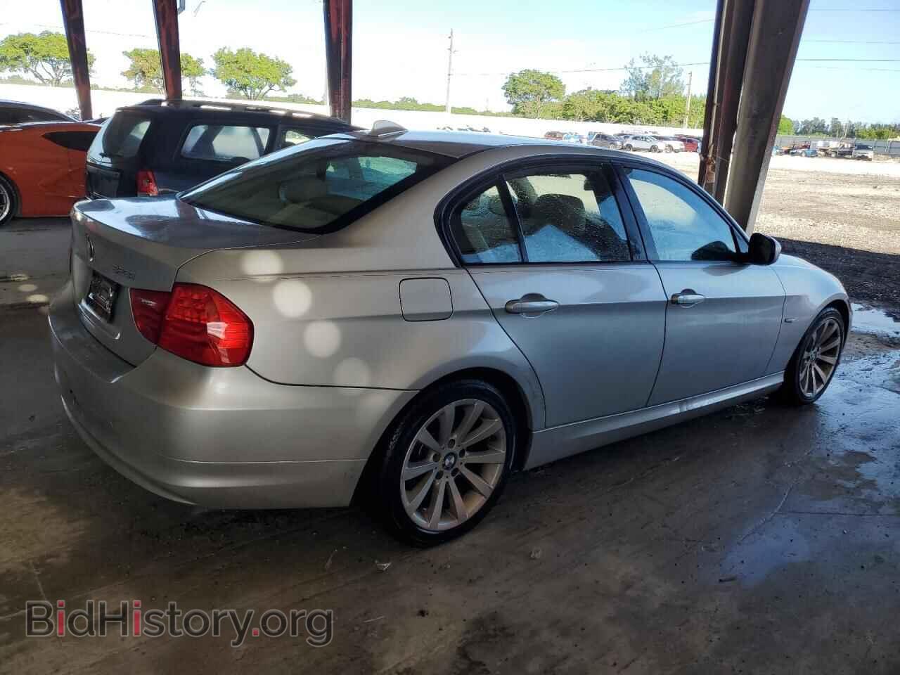 2011 BMW 3 SERIES - VIN: WBAPH7C55BE675062 - Фото 3