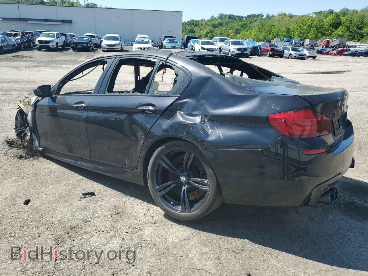 2013 BMW M5 - VIN: WBSFV9C53DD096849 - Фото 2