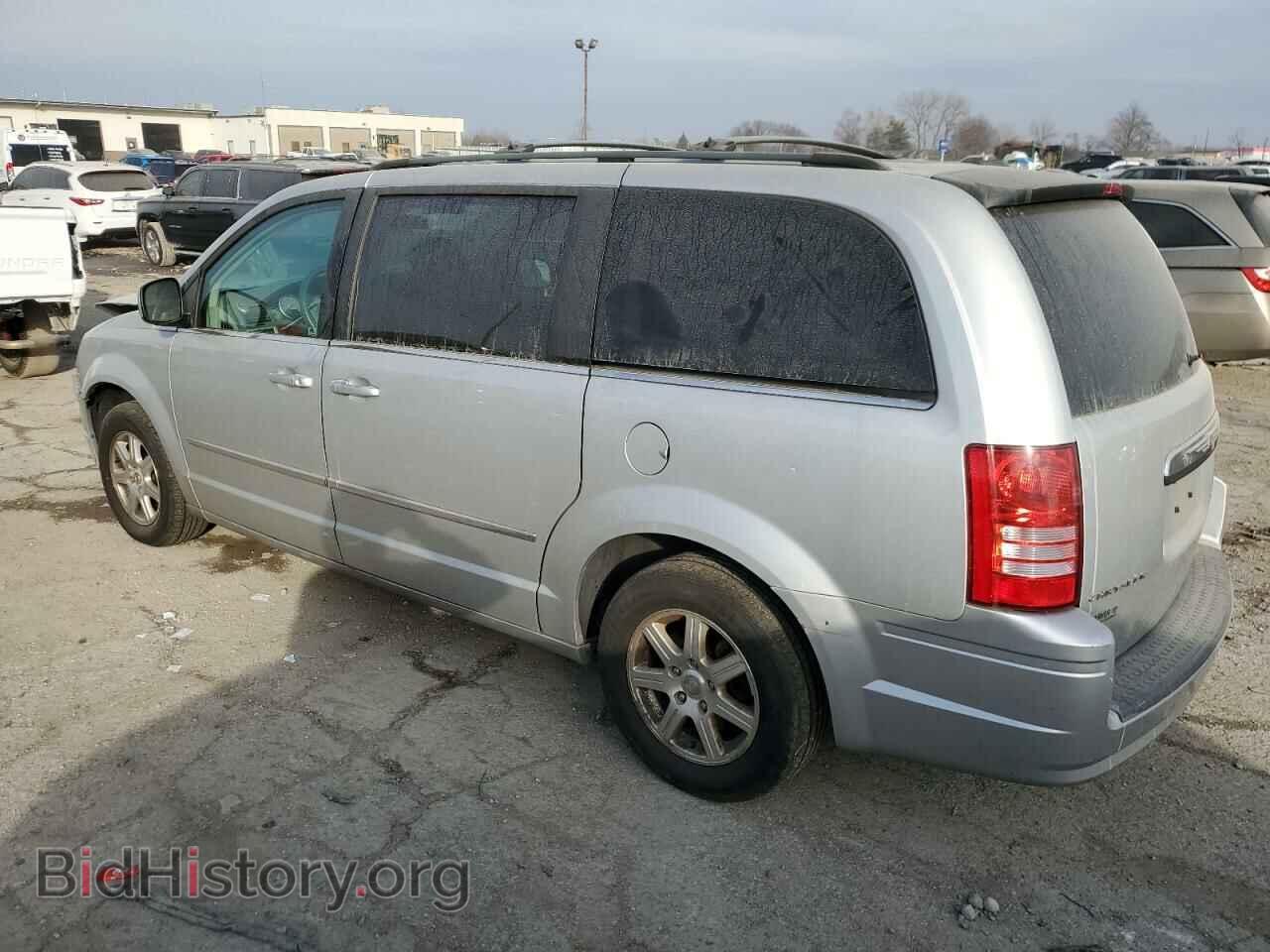 2009 CHRYSLER MINIVAN - VIN: 2A8HR54129R525498 - Фото 2