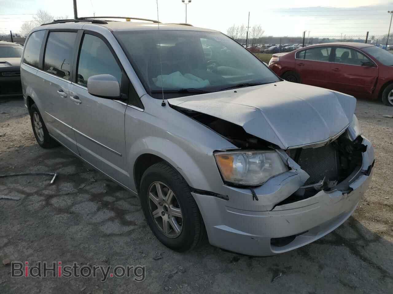 2009 CHRYSLER MINIVAN - VIN: 2A8HR54129R525498 - Фото 4