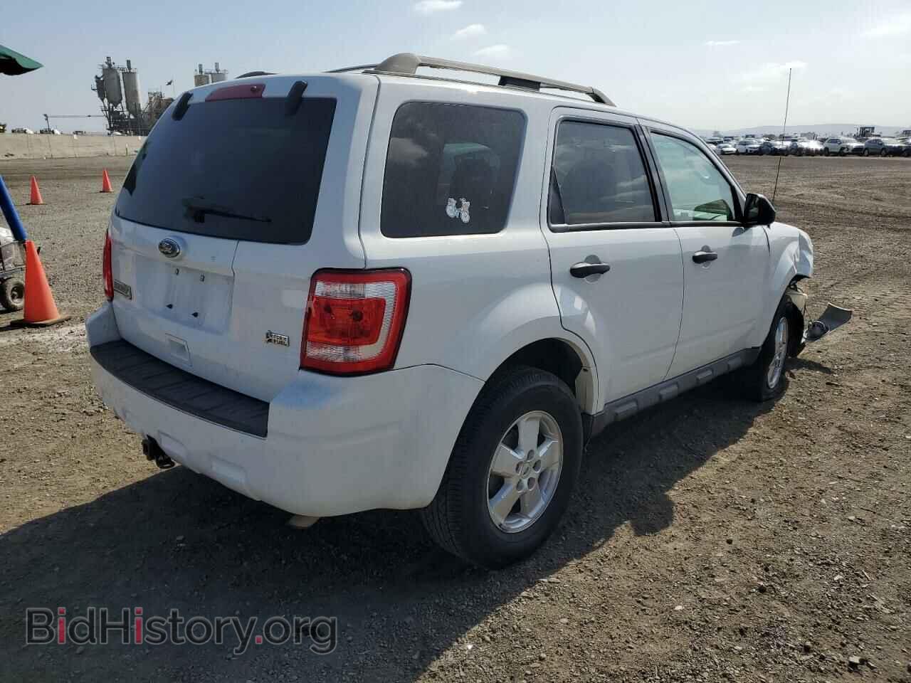 2010 FORD ESCAPE - VIN: 1FMCU0DG1AKD07199 - Фото 3