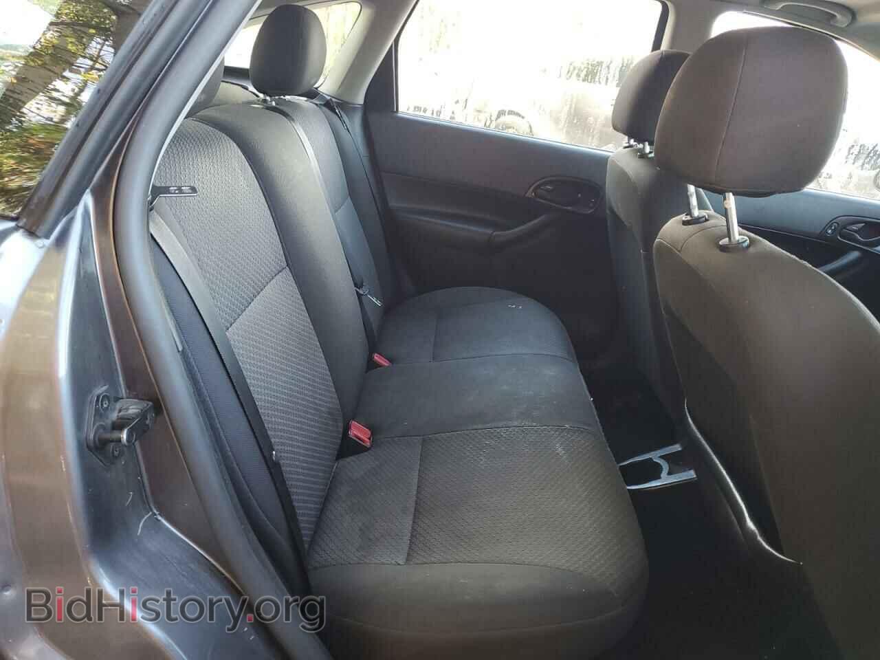 2007 FORD FOCUS - VIN: 1FAFP37N17W252748 - Фото 10
