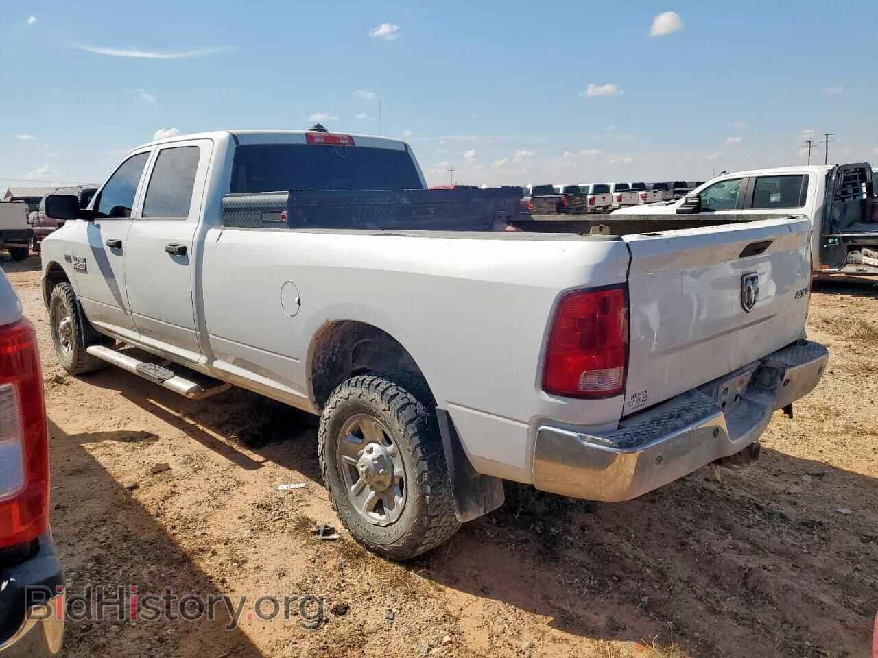 2014 RAM All Models - VIN: 3C6TR5HT6EG202012 - Фото 2