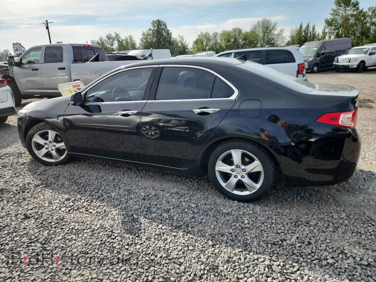 2011 ACURA TSX - VIN: JH4CU2F62BC003071 - Фото 2