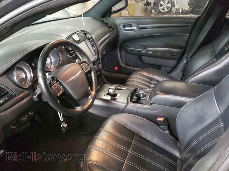2014 Chrysler 300 (VIN 2C3CCAGG4EH352969) — photo 7 of 12